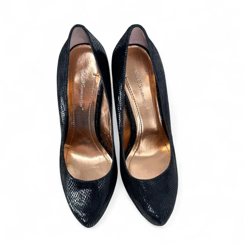 BCBGeneration NWOT BG-Parade Black Genuine Leather Snake Pumps Size 7.5